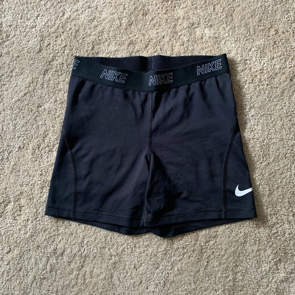 Women’s Nike compression shorts